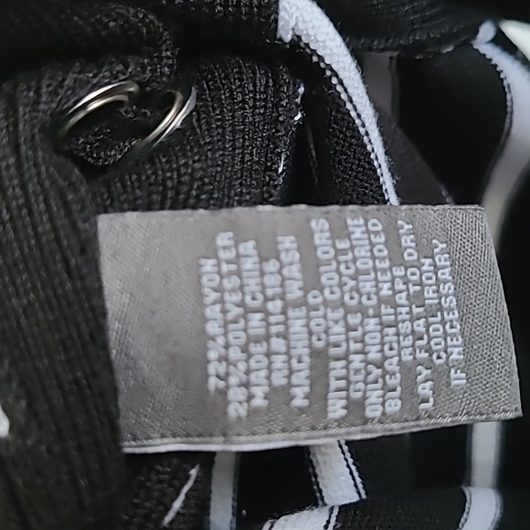 89th & Madison Sweater - Picture 5 of 5